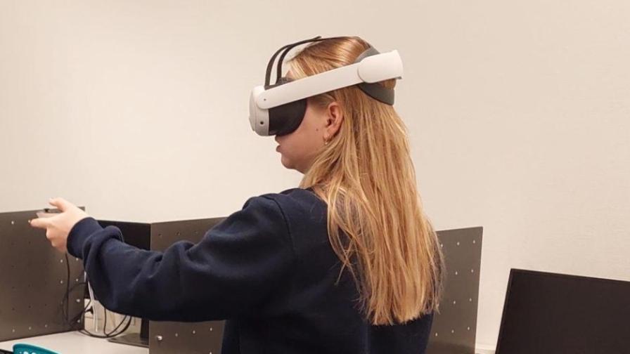Student met VR bril