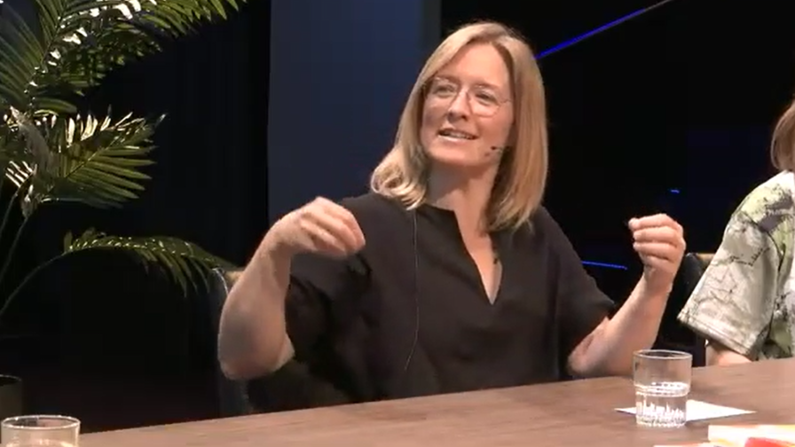 Videostill van de OBA Talkshow