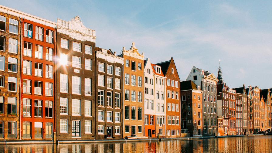 amsterdam-sorteermachine-landscape.jpg
