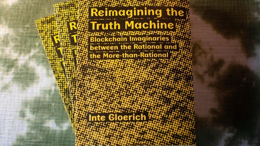 reimagining-truth-machine_-book-inte-gloerich_verkleind.jpg