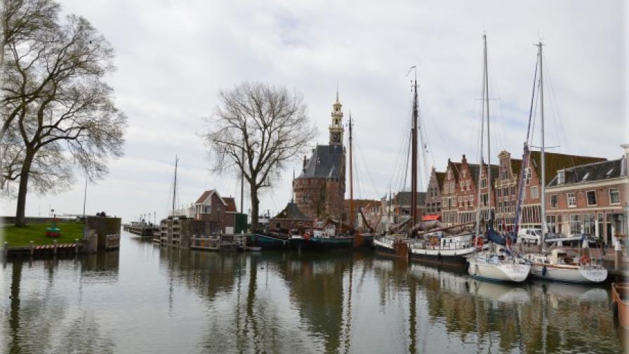 De haven van Hoorn