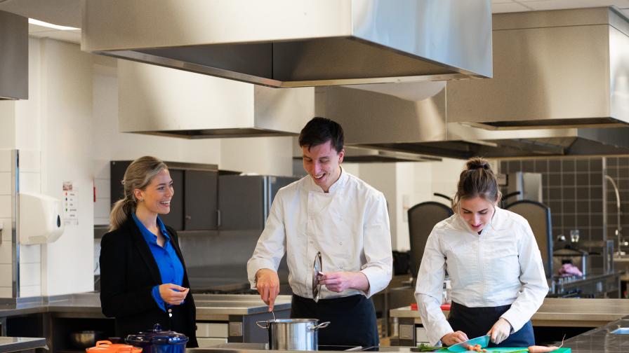 leraar_horeca_en_voeding_keuken.jpg