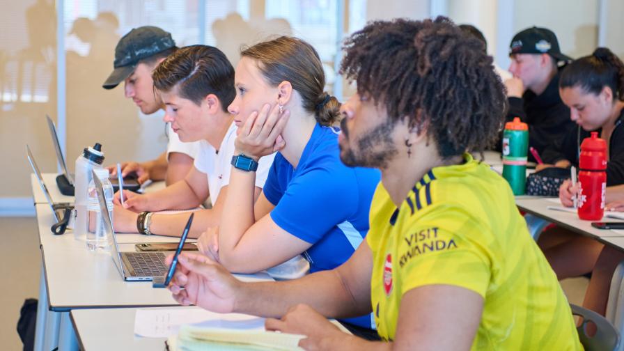 sport-studies-on-campus-theory-lesson.jpg