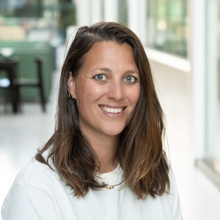 caroline-van-der-kooi.jpg