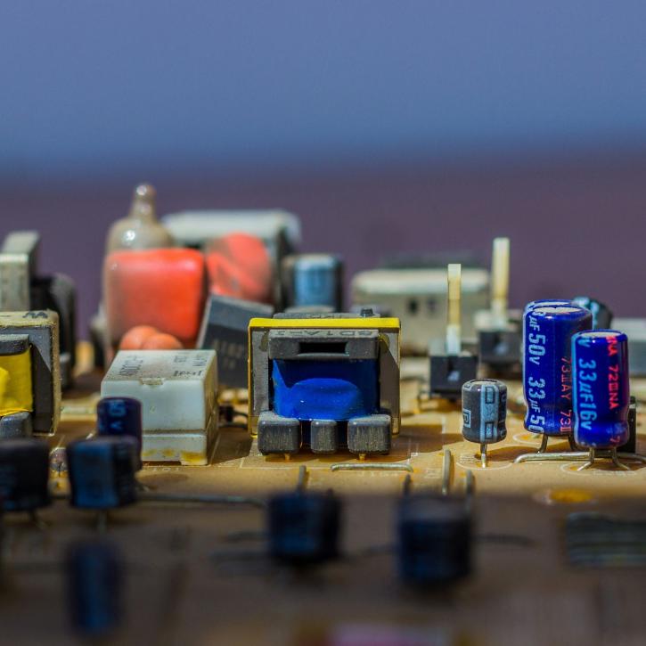 e-waste-in-de-mra.jpg