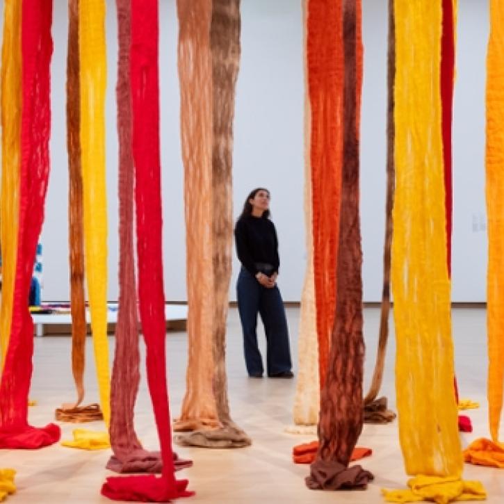 unravel_stedelijk.jpg