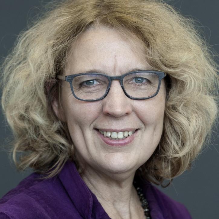 anna-de-zeeuw.jpg