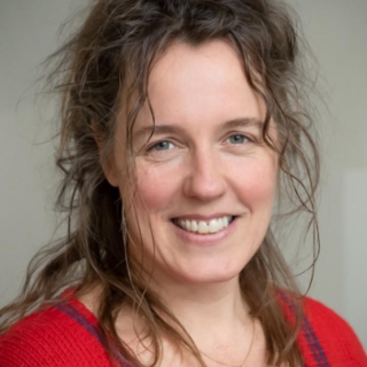 maaike-van-cruchten-hva-staandformaat-fotomoniquekooijmans.jpg