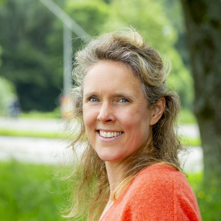 annemijn-berghuis-lectroaat-bewegen-in-en-om-school-hva.jpg