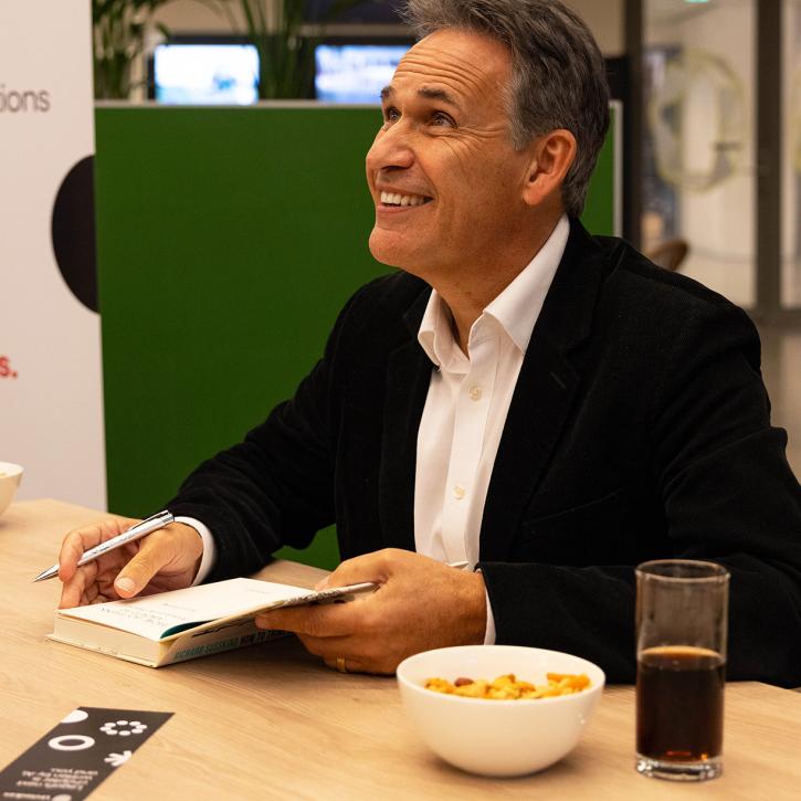 richard-susskind-signerend.jpg