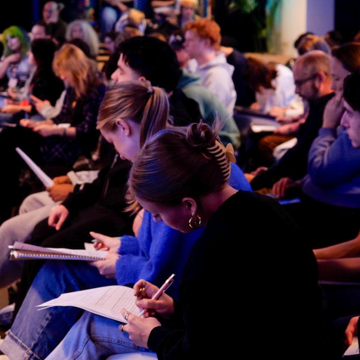 event-ghostworkers_-floor-hva_studenten-ad-smp_maartje-moerbeek.jpg
