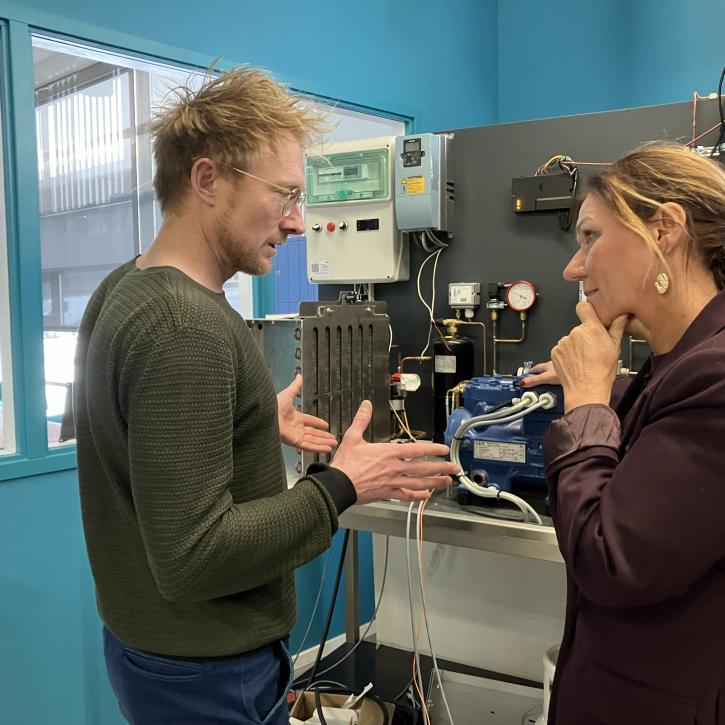 AI-expert Fausto Albers van de HvA en José Komin, directeur van IJskoud