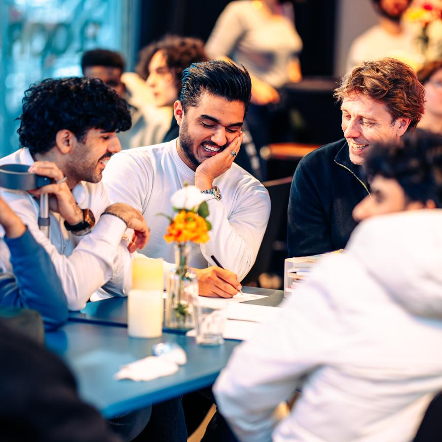 Taalcafé bij FLOOR