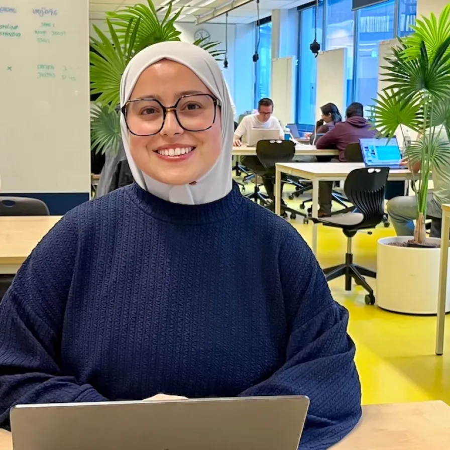 Khitam, student Ad Frontend Design & Development