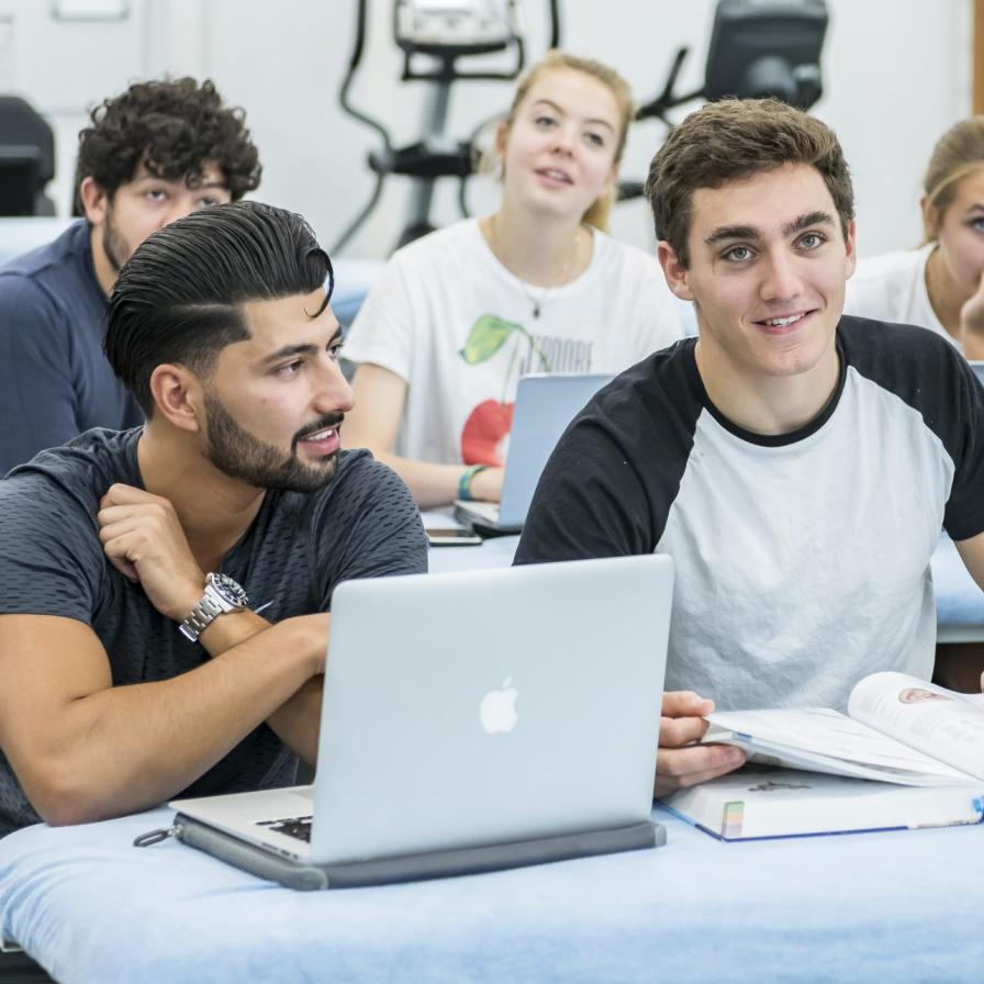 fg-fysiotherapie-doorstuderen-portrait.jpg