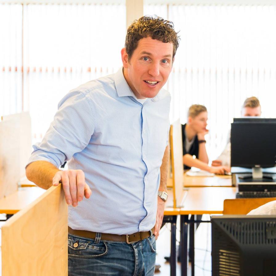 master-leraar-ggeschiedenis-4-portraitjpg.jpg