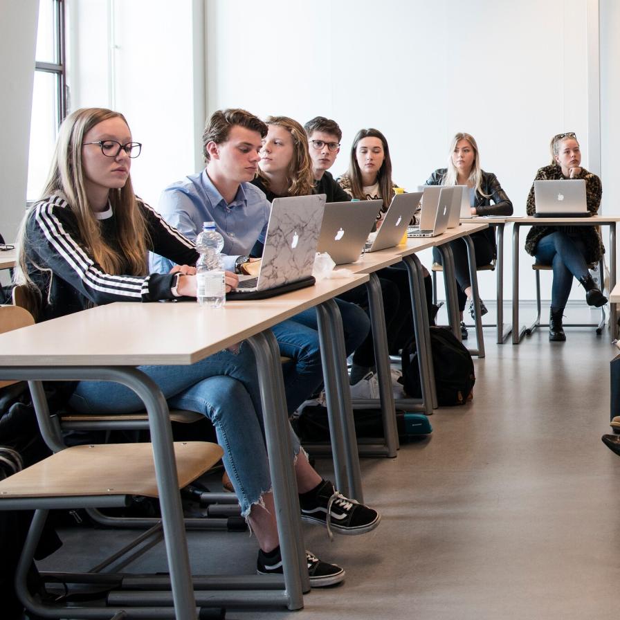 studenten-in-klas.jpg