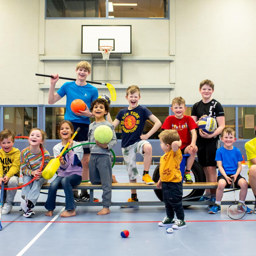 hoofdbeeld-bewegen-in-en-om-school-hva-flex.jpg