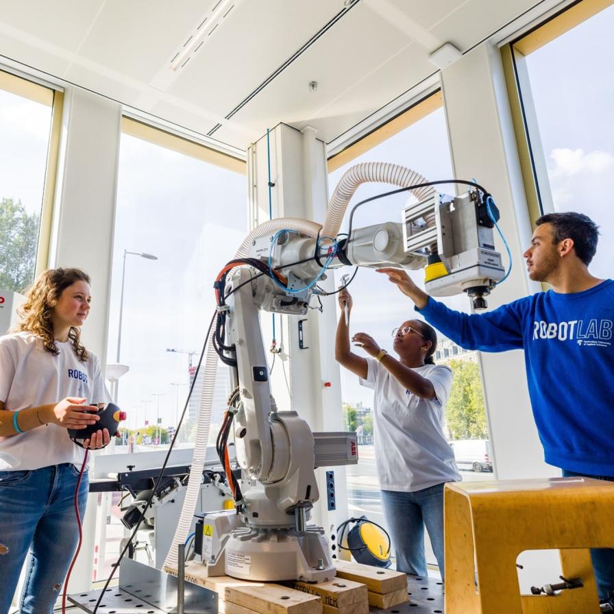 5-jaar-robot-lab-4-3.4.jpg