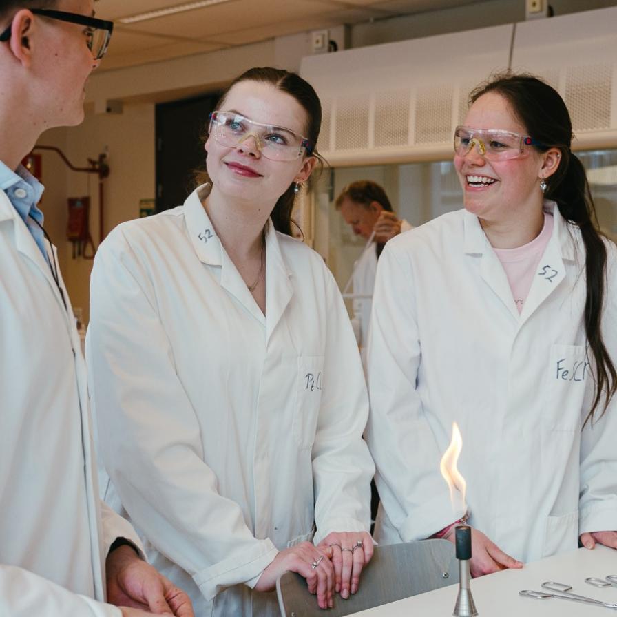 leraar_scheikunde_1.jpg