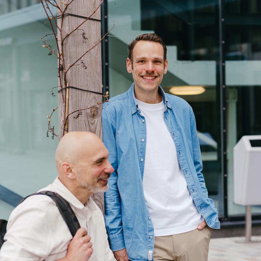 mlrnl-studenten-op-kohnstammhof.jpg