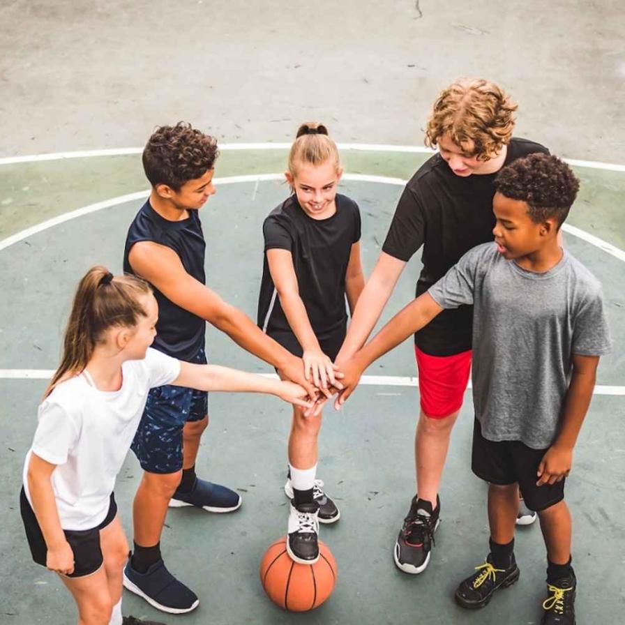 hva-must-project-kinderen-op-basketbalveld.jpeg