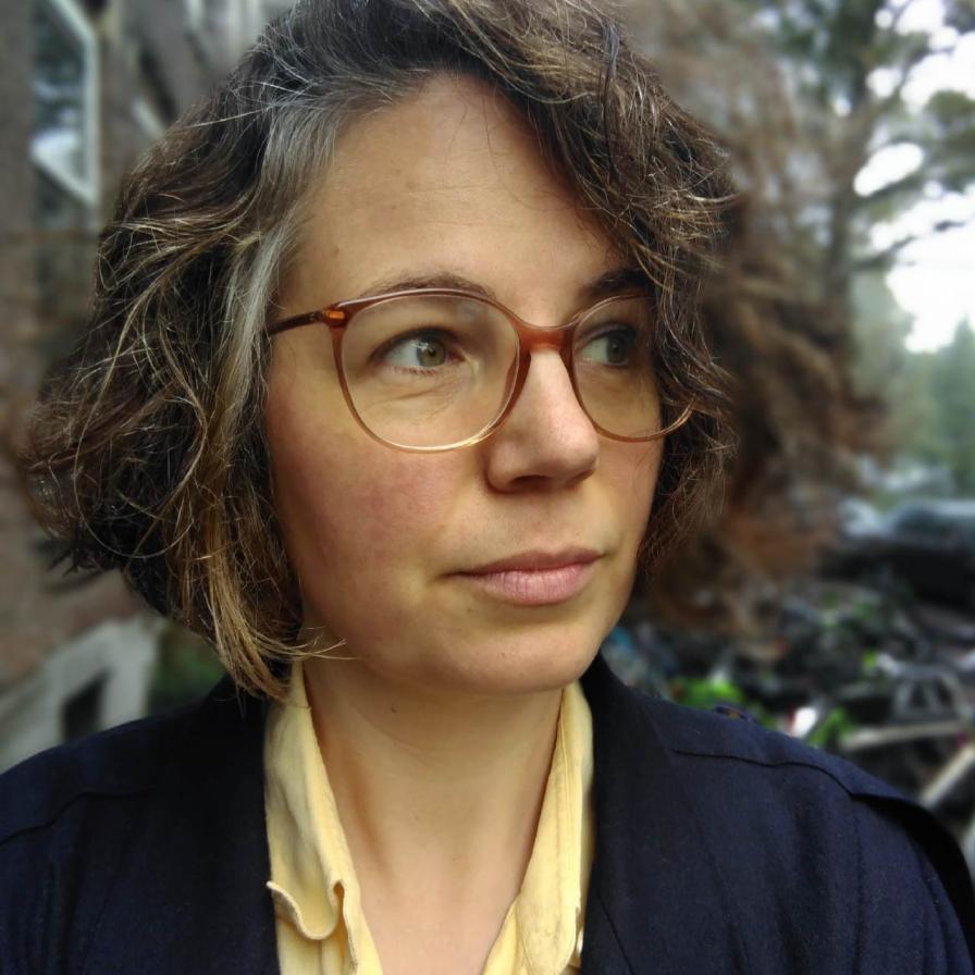 ghostwork-ai_lisette_portrait.jpg